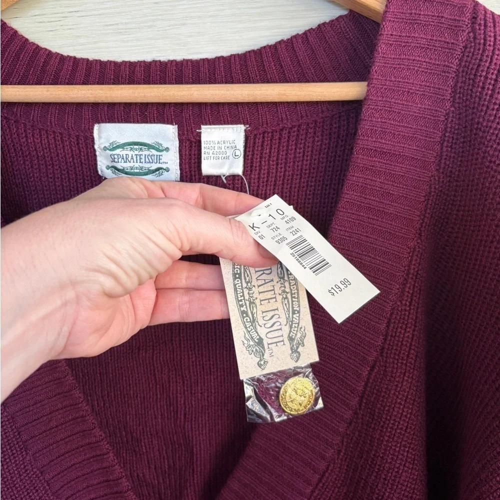 SEPARATE ISSUE cardigan sweater90s deadstock gold tone buttons shoulder pads L